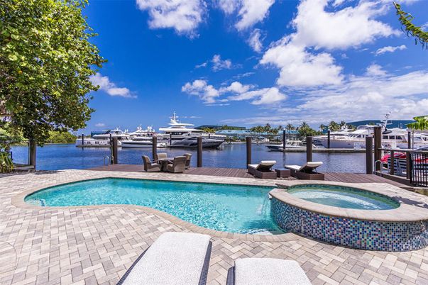 Exterior, Pool, Water