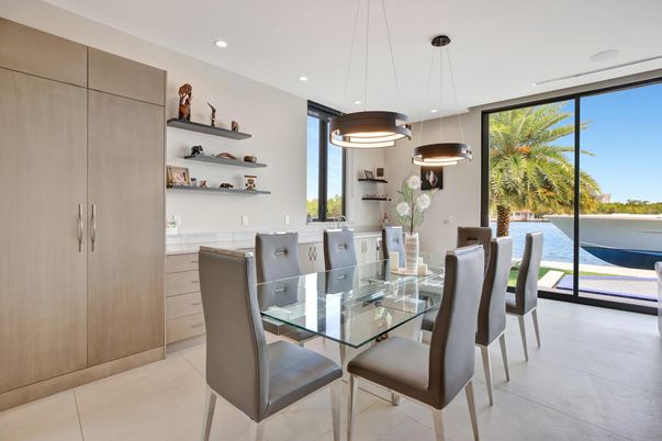 Dining room, Interior, Pendant Lights, Recessed Lighting