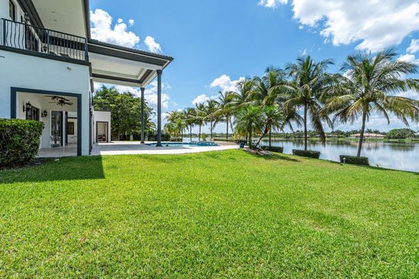 Backyard, Exterior, Pool, Water