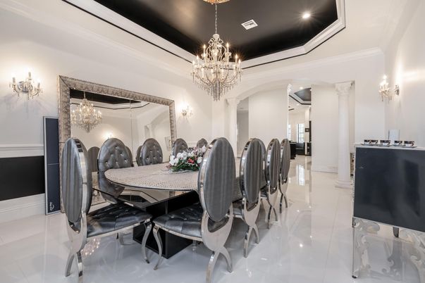 Chandelier, Dining room, Interior