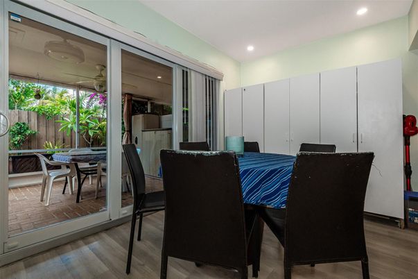 Dining room, Interior, Recessed Lighting, Wood Texture Flooring