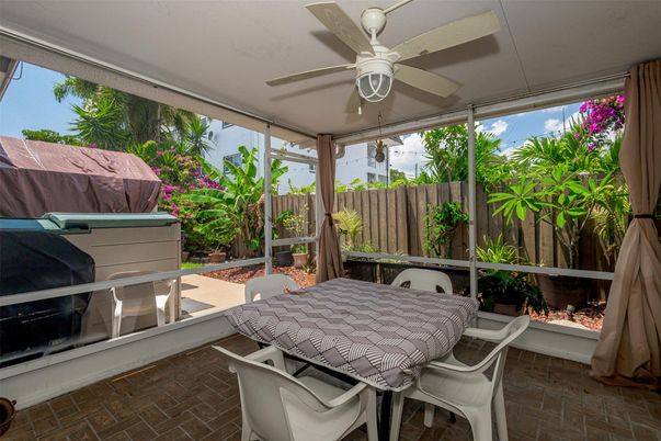 Dining room, Interior, Sun Room