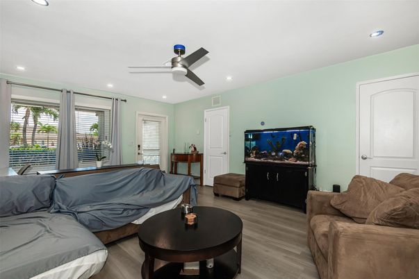 Interior, Living room, Recessed Lighting, Wood Texture Flooring