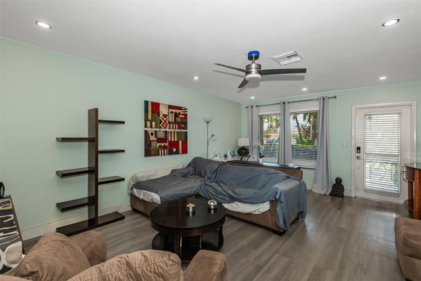 Interior, Living room, Recessed Lighting, Wood Texture Flooring