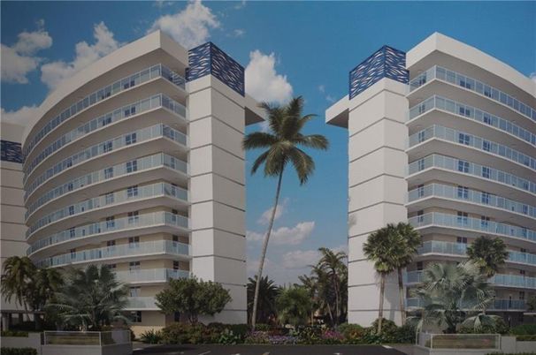 Exterior, Facade, Condo Building