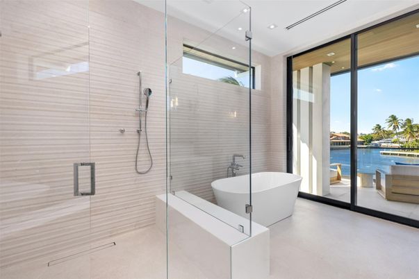 Bathroom, Free Standing Baths, Glass Shower, Interior, Recessed Lighting, Water