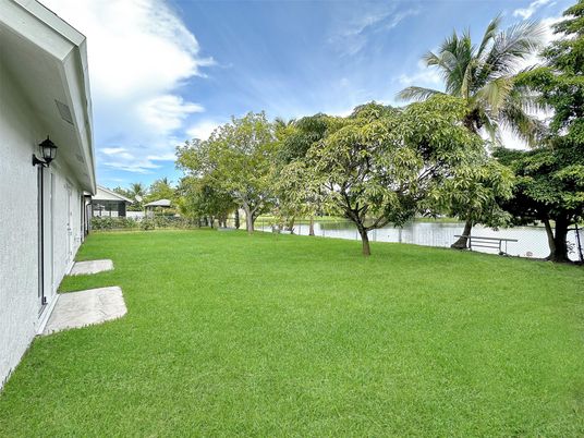 Backyard, Exterior, Water