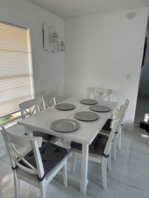 Dining room, Interior, Marble