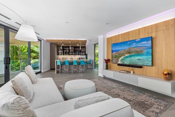 Interior, Kitchen, Living room, Pendant Lights, Recessed Lighting, Wood Texture Flooring, Wooden Walls