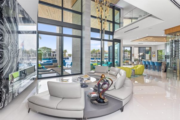 Interior, Living room, Pendant Lights, Recessed Lighting