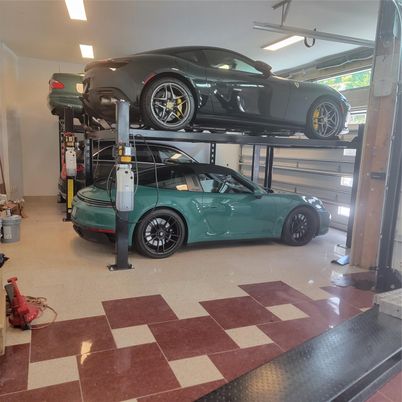 Garage, Interior