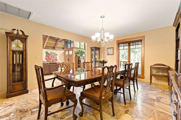 Chandelier, Dining room, Interior