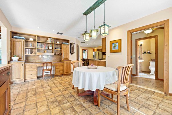 Bathroom, Dining room, Interior, Pendant Lights, Recessed Lighting