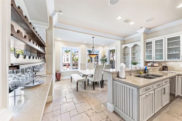 Dining room, Interior, Kitchen, Pendant Lights, Recessed Lighting