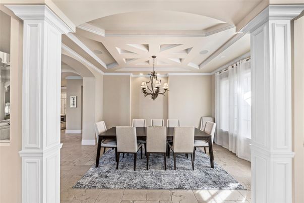 Chandelier, Dining room, Interior