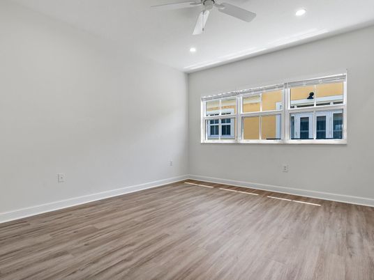 Empty room, Interior, Recessed Lighting, Wood Texture Flooring
