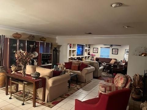 Interior, Living room, Water