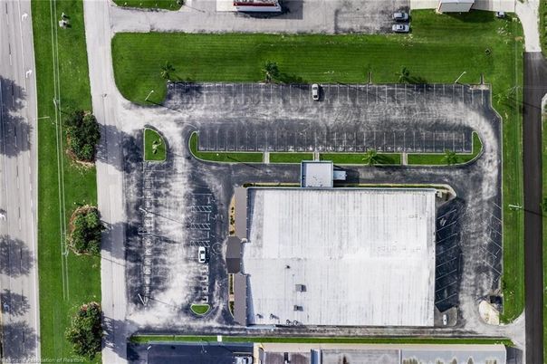 Exterior, Drone