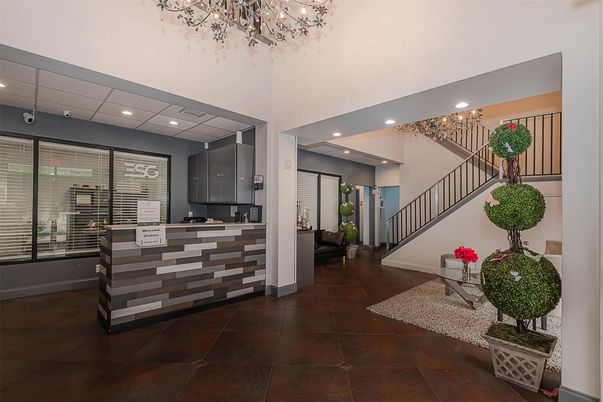 Chandelier, Interior, Recessed Lighting