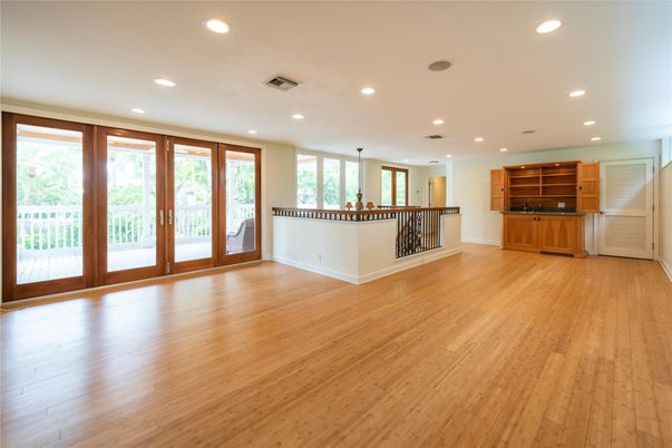 Empty room, Interior, Recessed Lighting, Wood Texture Flooring