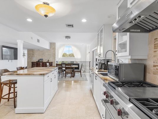 Dining room, Interior, Kitchen, Recessed Lighting, Stainless Steel Appliances, Stone Walls