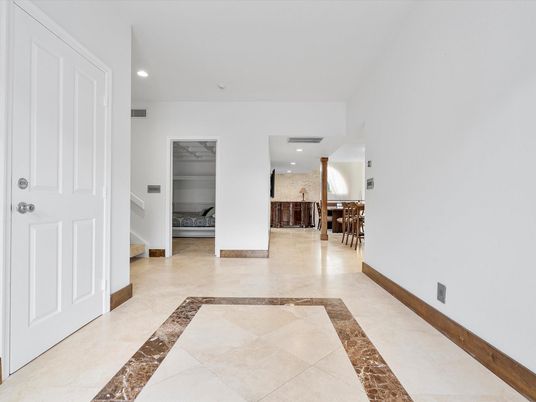 Interior, Recessed Lighting