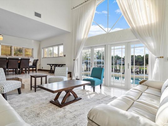 Dining room, Interior, Living room, Sun Room