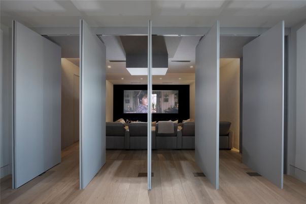 Interior, Recessed Lighting, Wood Texture Flooring