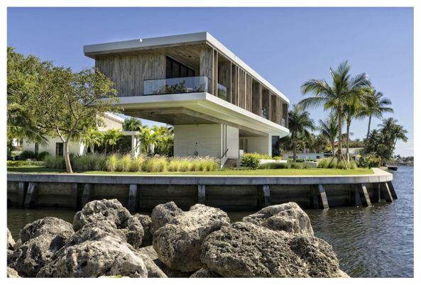 Exterior, Water