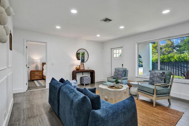 Interior, Living room, Recessed Lighting, Wood Texture Flooring