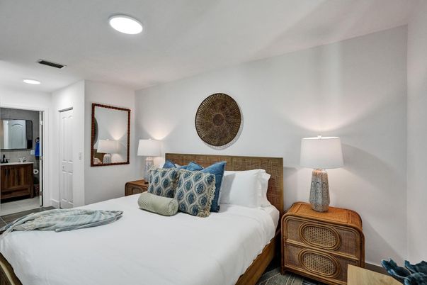 Bedroom, Interior, Recessed Lighting