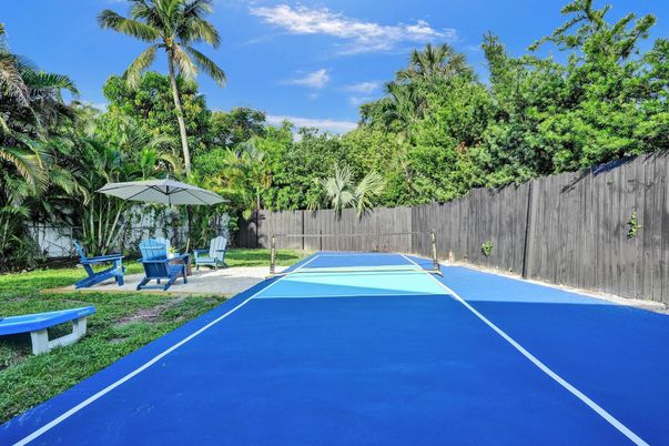 Exterior, Tennis Courts