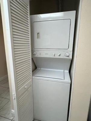 Interior, Utility Closets, Washer