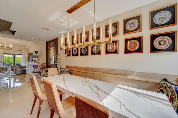 Dining room, Interior, Recessed Lighting