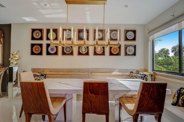 Dining room, Interior, Recessed Lighting