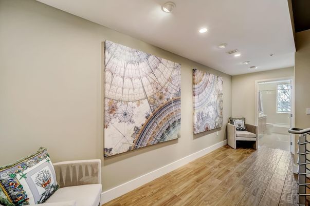 Interior, Recessed Lighting, Wood Texture Flooring