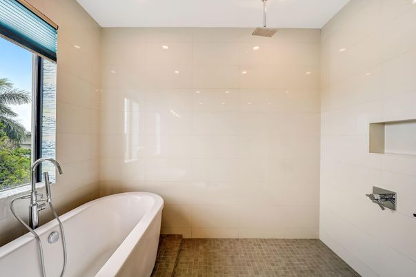 Bathroom, Free Standing Baths, Interior, Recessed Lighting