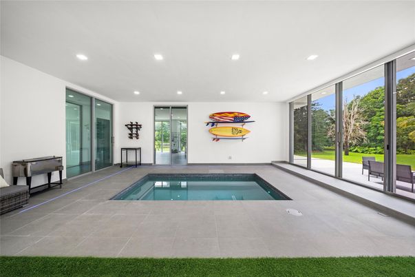 Interior, Pool, Recessed Lighting