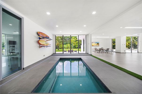 Interior, Pool, Recessed Lighting