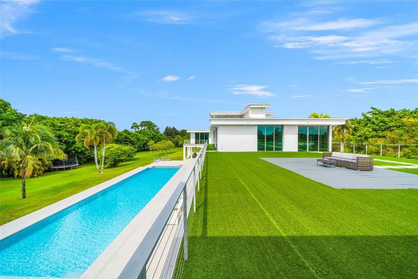 Backyard, Exterior, Pool