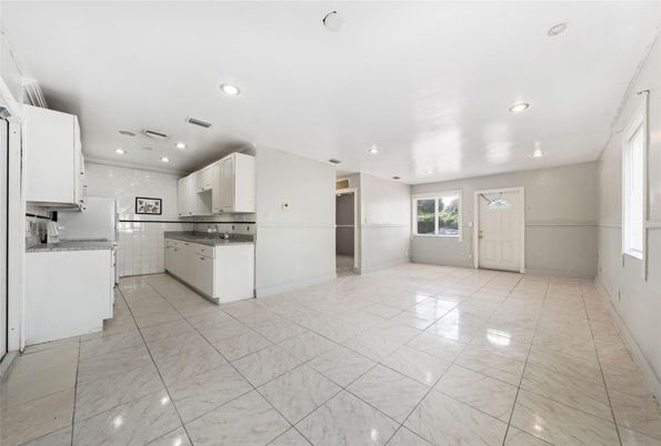 Interior, Kitchen, Marble, Recessed Lighting