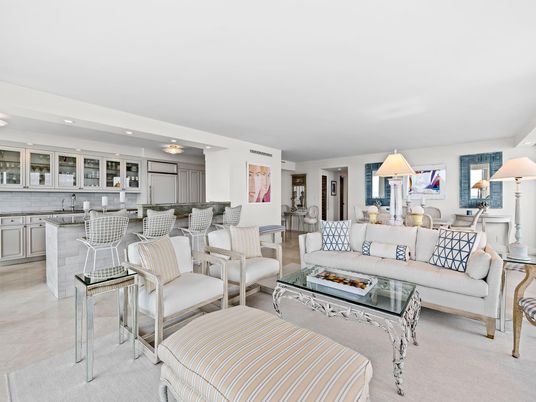 Dining room, Interior, Kitchen, Living room, Recessed Lighting