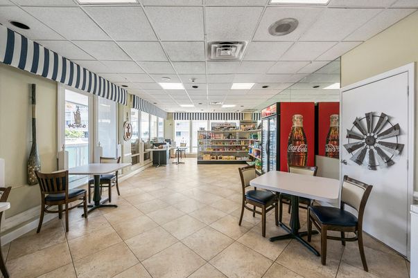Dining room, Interior, Recessed Lighting
