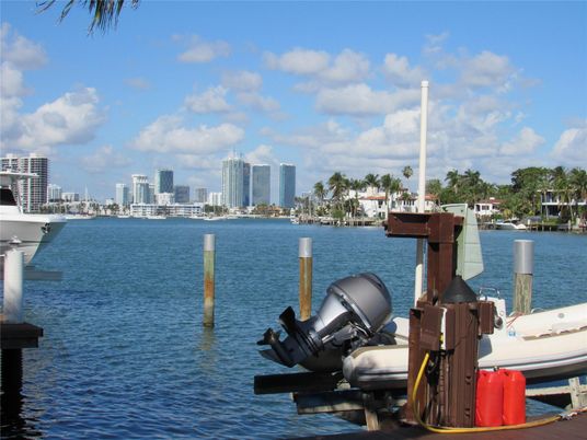 Exterior, Water