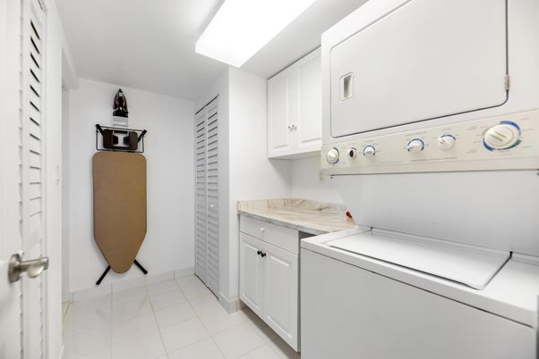 Interior, Utility Closets, Washer