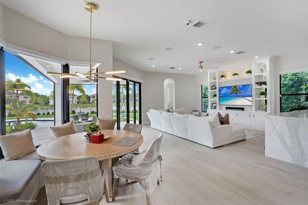 Dining room, Interior, Living room, Pendant Lights, Recessed Lighting, Wood Texture Flooring