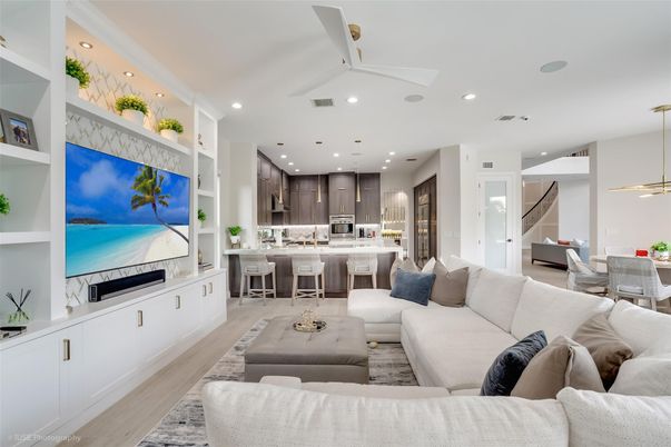 Dining room, Interior, Kitchen, Living room, Pendant Lights, Recessed Lighting, Stainless Steel Appliances, Wood Texture Flooring