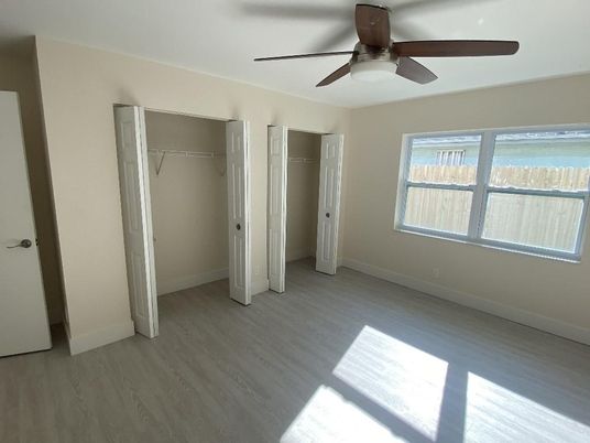 Empty room, Interior, Walk-in Closets, Wood Texture Flooring