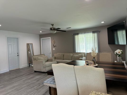 Interior, Living room, Recessed Lighting, Wood Texture Flooring