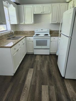 Interior, Kitchen, Wood Texture Flooring
